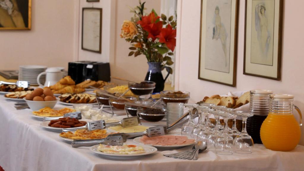 Konstantinoupolis Hotel Corfu  Екстериор снимка
