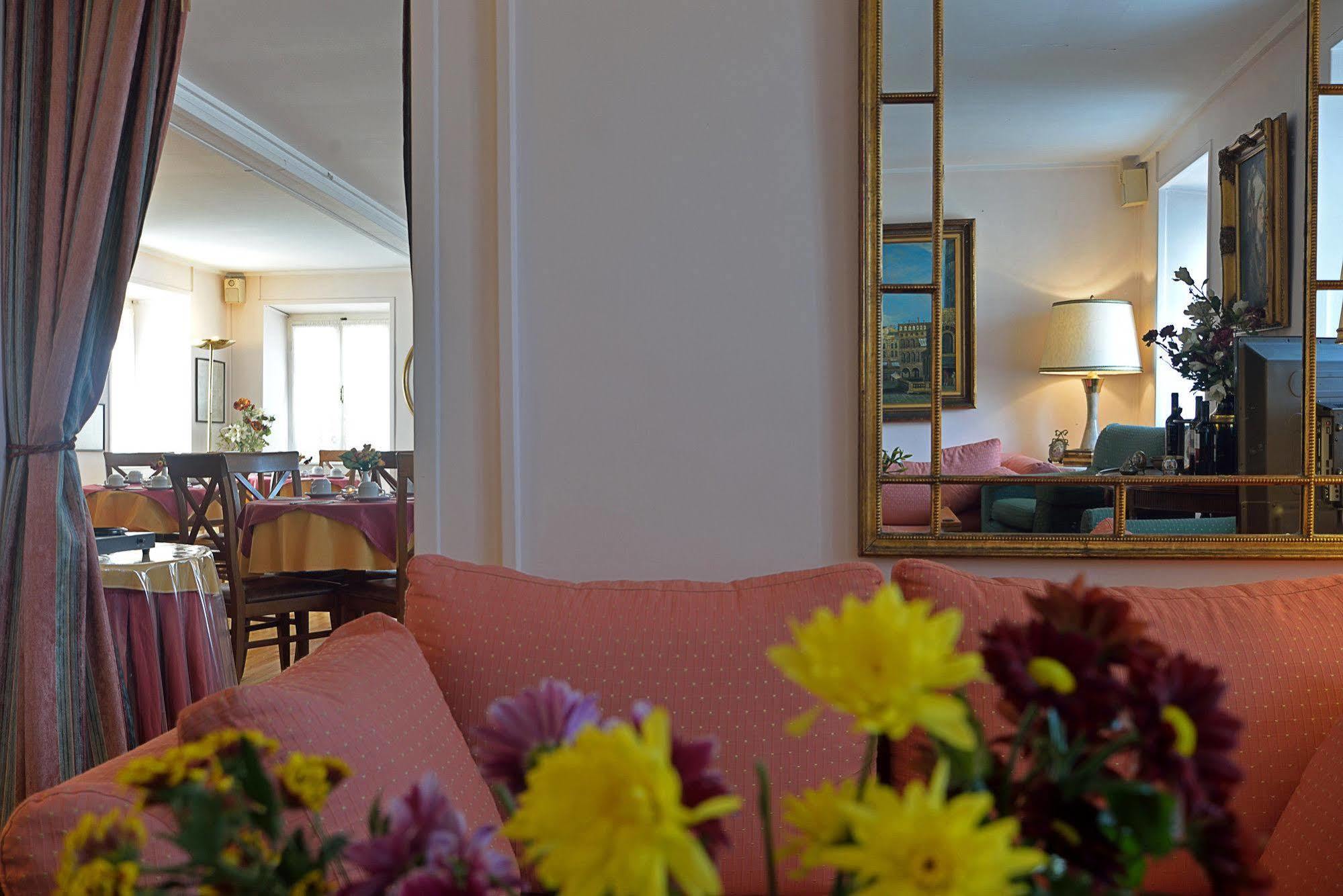 Konstantinoupolis Hotel Corfu  Екстериор снимка