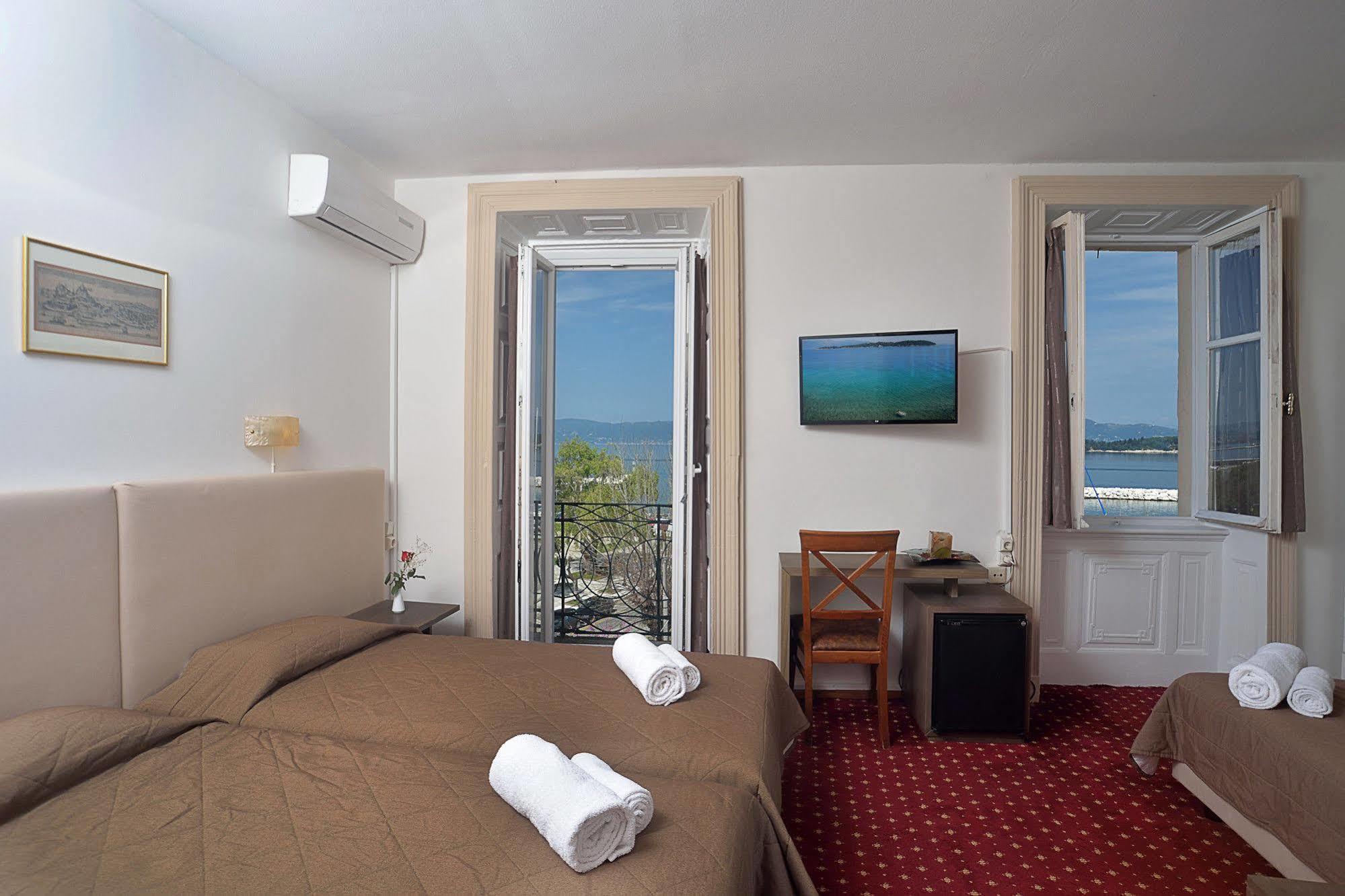 Konstantinoupolis Hotel Corfu  Екстериор снимка