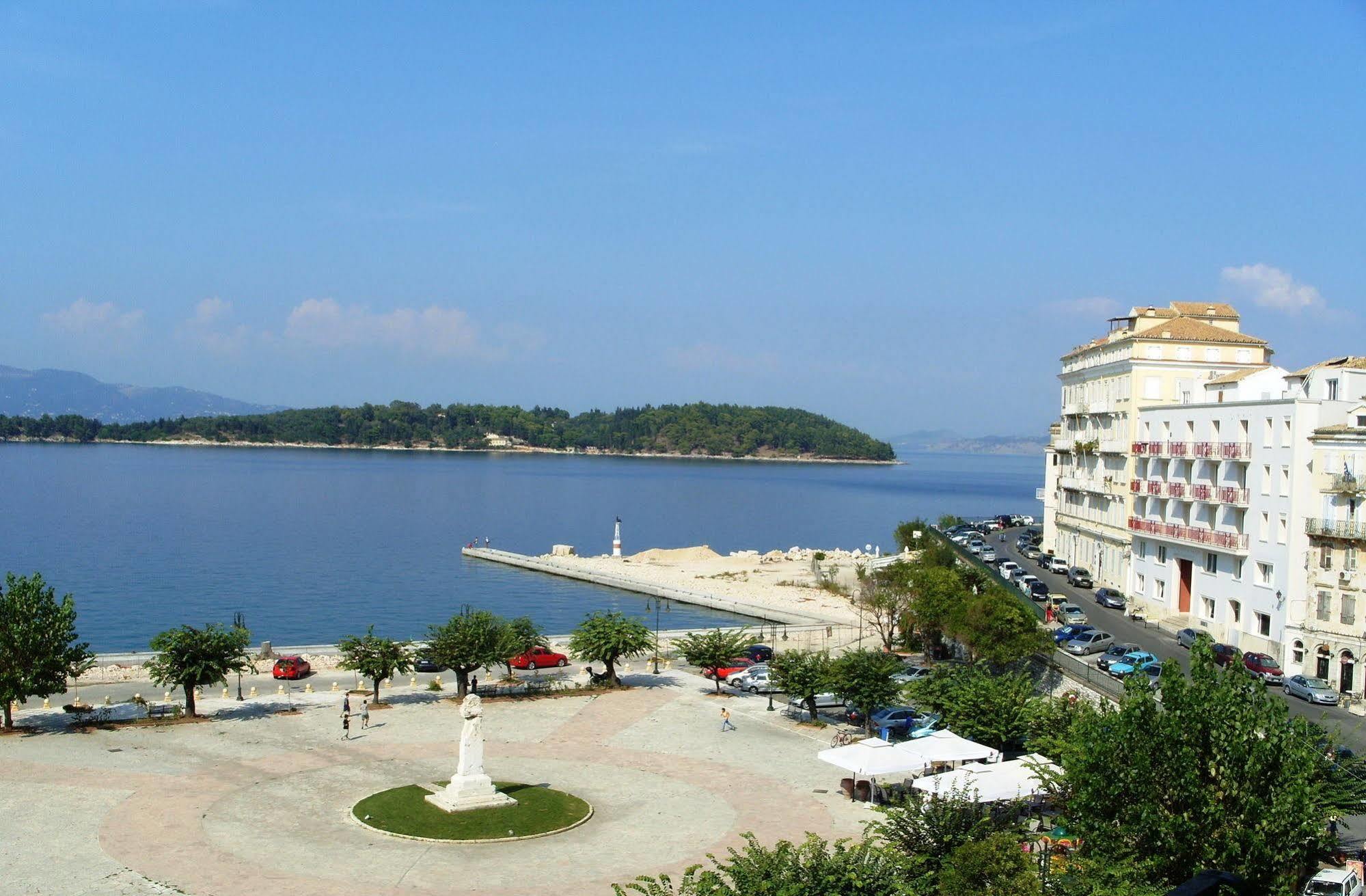 Konstantinoupolis Hotel Corfu  Екстериор снимка